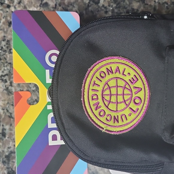 Pride Backpack Dog Harness Size XXS/XS "Unconditional Love" 2 Zipped Pockets new - Picture 2 of 9